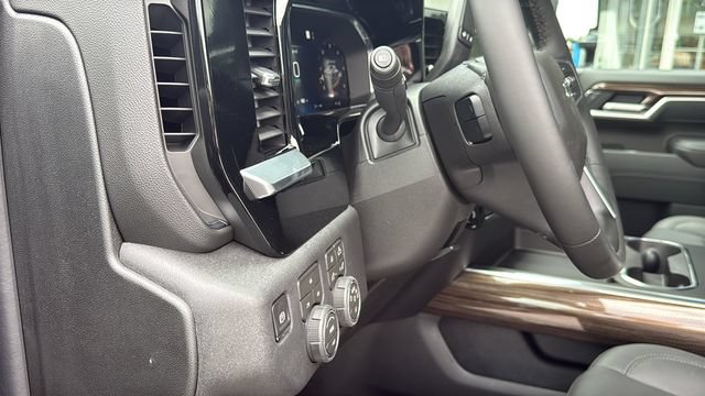 2026 Chevrolet Silverado 3500 HD LT - Photo 17