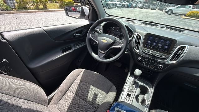2023 Chevrolet Equinox LT - Photo 31