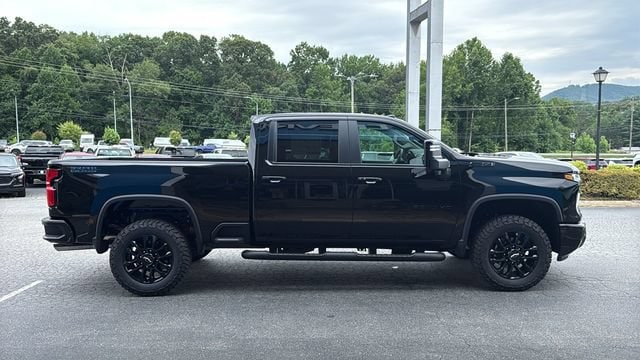 2026 Chevrolet Silverado 3500 HD LT - Photo 9