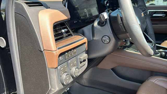 2026 Chevrolet Suburban High Country - Photo 18