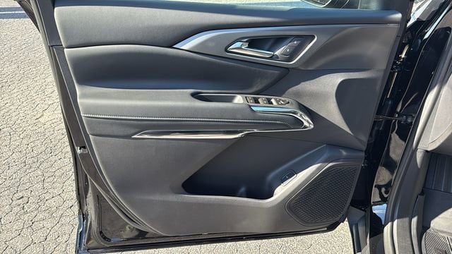 2026 Chevrolet Traverse LT - Photo 15