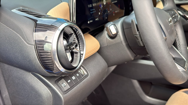 2027 Chevrolet Equinox ACTIV - Photo 17