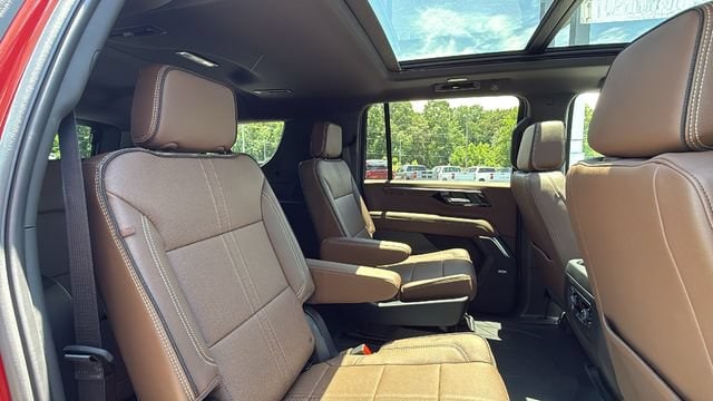 2026 Chevrolet Suburban High Country - Photo 37