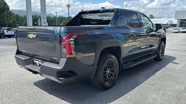 2026 Chevrolet Silverado EV LT - Photo 9