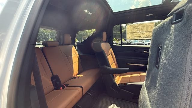 2027 Chevrolet Traverse Z71 - Photo 35