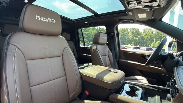2026 Chevrolet Suburban High Country - Photo 29