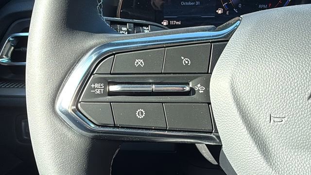 2026 Chevrolet Traverse LT - Photo 18