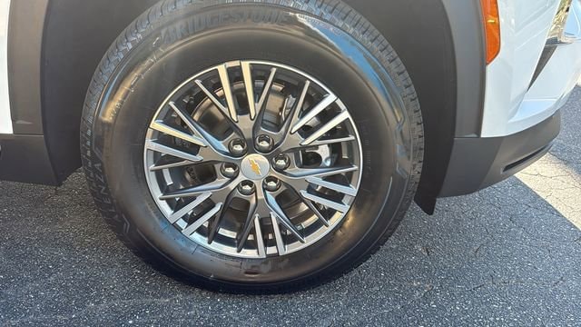 2026 Chevrolet Traverse LT - Photo 11
