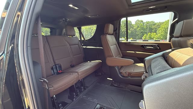 2026 Chevrolet Suburban High Country - Photo 37