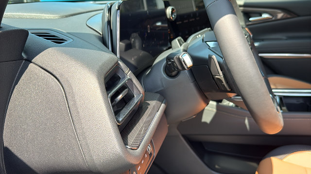 2027 Chevrolet Traverse Z71 - Photo 16