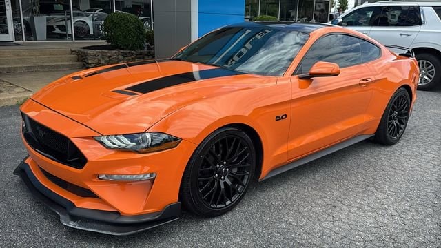 2020 Ford Mustang GT Coupe's photo