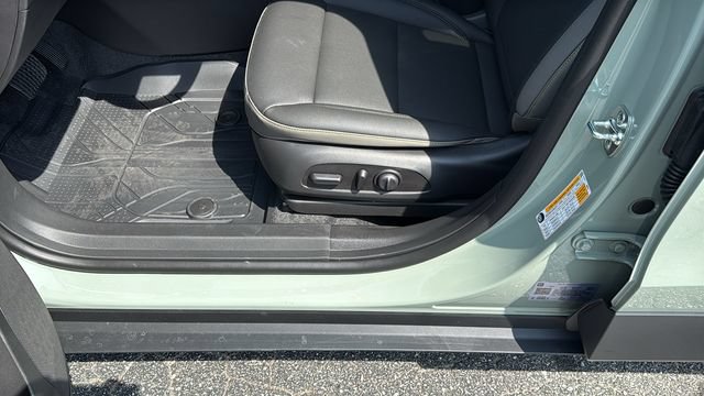 2026 Chevrolet Trax Activ - Photo 13