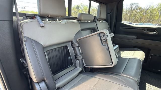 2022 Chevrolet Silverado 1500 ZR2 - Photo 36