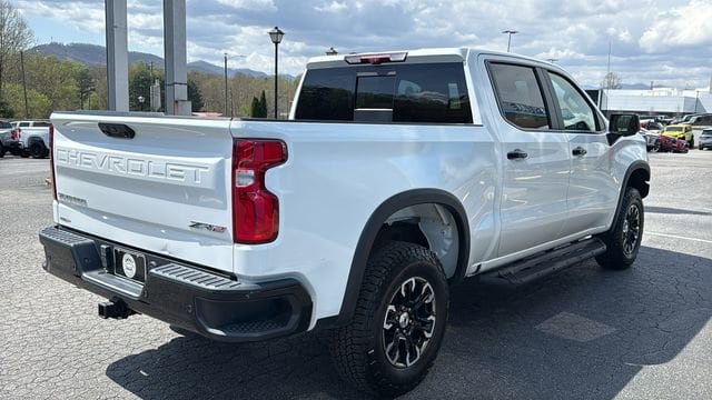 2022 Chevrolet Silverado 1500 ZR2 - Photo 8