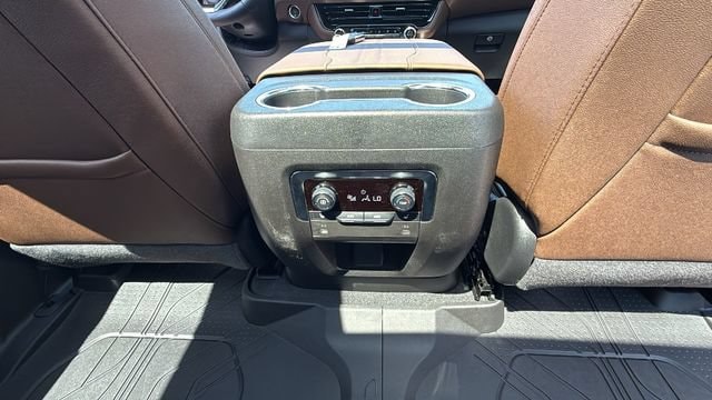 2026 Chevrolet Suburban High Country - Photo 39