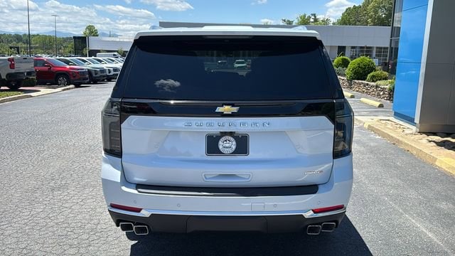 2026 Chevrolet Suburban High Country - Photo 6