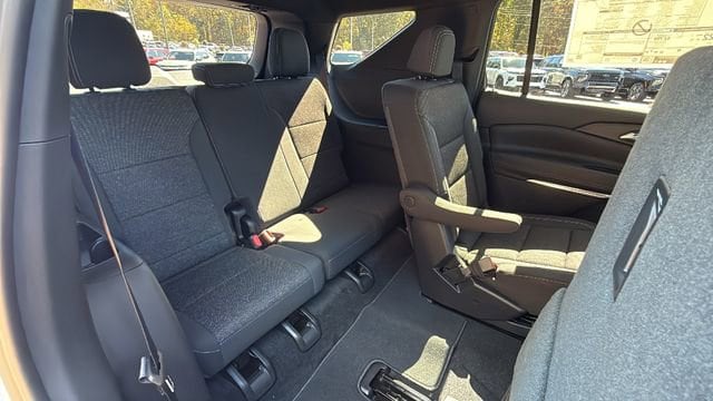 2026 Chevrolet Traverse LT - Photo 37