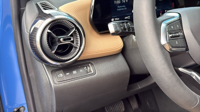2027 Chevrolet Equinox ACTIV - Photo 16