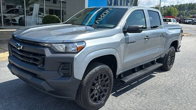 Sterling Gray Metallic 2026 Chevrolet Colorado Pickup Truck Four-Wheel Drive 8-Speed Automatic