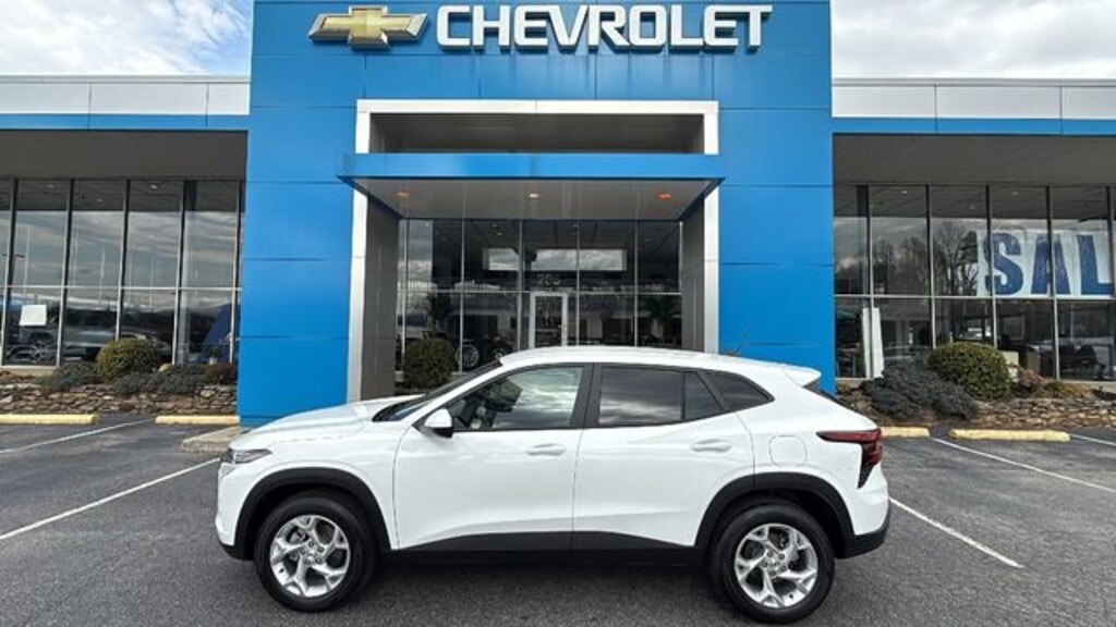 New 2026 Chevrolet Trax LS SUV