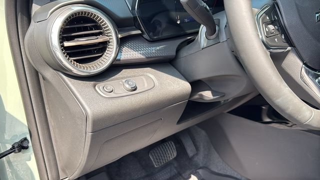 2026 Chevrolet Trax Activ - Photo 16