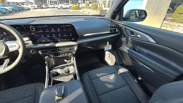 2026 Chevrolet Traverse LT - Photo 32