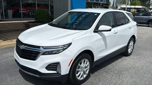 Summit White 2023 Chevrolet Equinox SUV / Crossover Four-Wheel Drive 6-Speed Automatic Overdrive
