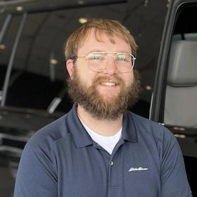 Staff member Qwenton Johnson from ID_3f7304