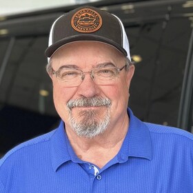 Staff member Bill Simpson from ID_257ef9