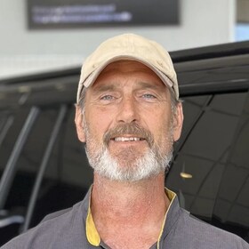 Staff member Steve Canipe from ID_257ef9