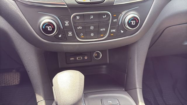 2023 Chevrolet Equinox LT - Photo 24