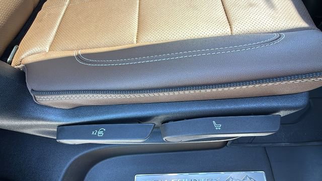 2026 Chevrolet Suburban High Country - Photo 37