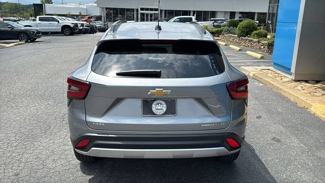 2026 Chevrolet Trax LT - Photo 6