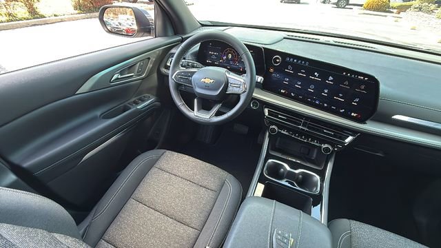 2026 Chevrolet Traverse LT - Photo 32