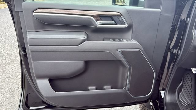 2026 Chevrolet Silverado 3500 HD LT - Photo 14