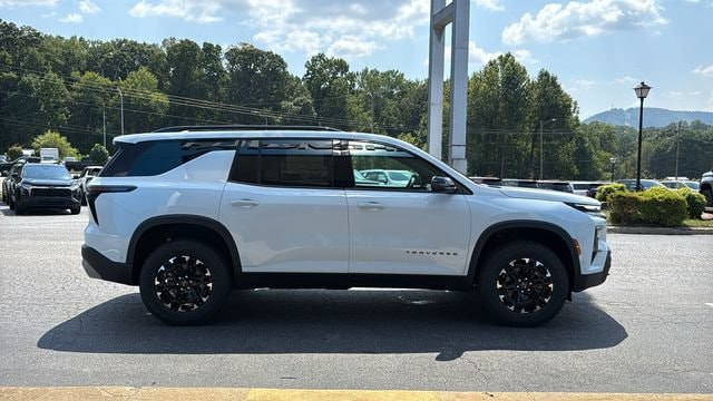 2027 Chevrolet Traverse Z71 - Photo 10