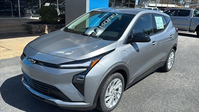 2027 Chevrolet Bolt EV LT Auto's photo