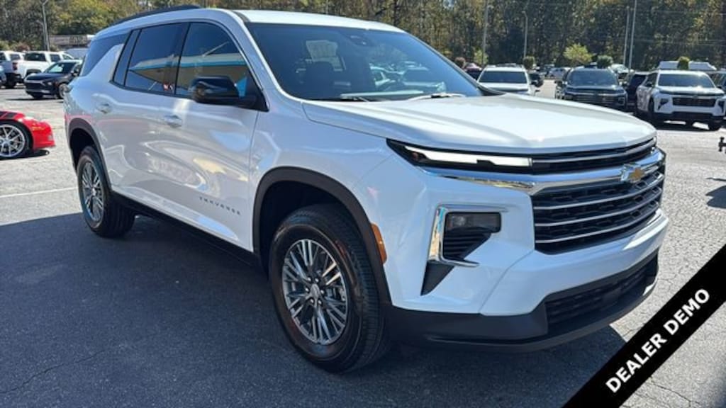 New 2026 Chevrolet Traverse LT SUV