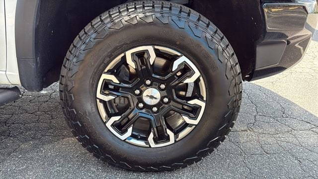 2022 Chevrolet Silverado 1500 ZR2 - Photo 10