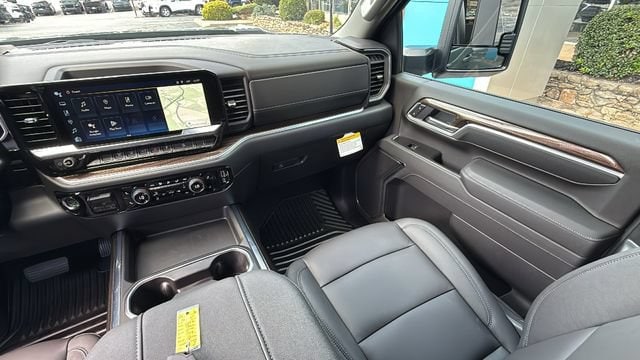 2026 Chevrolet Silverado 3500 HD LT - Photo 31