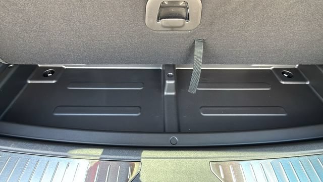 2026 Chevrolet Suburban High Country - Photo 10