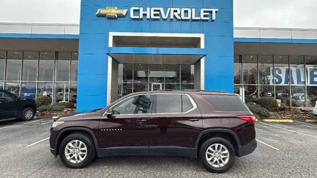 Used 2020 Chevrolet Traverse LT Cloth SUV