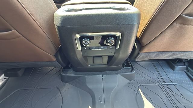 2026 Chevrolet Suburban High Country - Photo 40