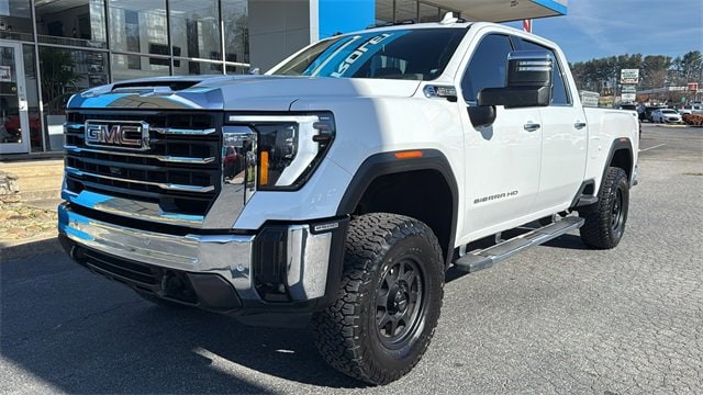 2024 GMC Sierra 2500HD SLT's photo