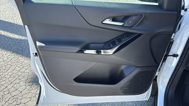 2026 Chevrolet Equinox LT - Photo 15