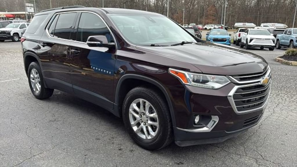 Used 2020 Chevrolet Traverse LT Cloth SUV