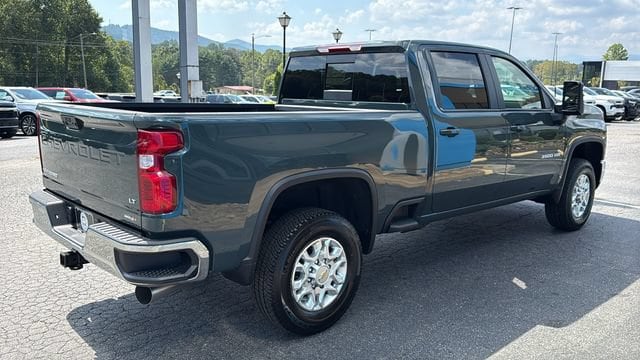 2026 Chevrolet Silverado 3500 HD LT - Photo 8