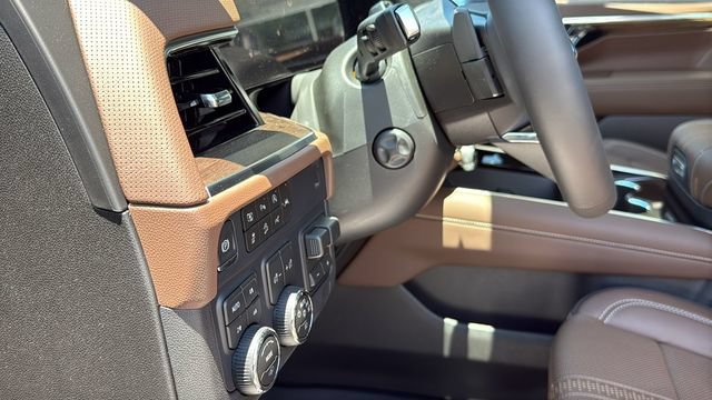 2026 Chevrolet Suburban High Country - Photo 20