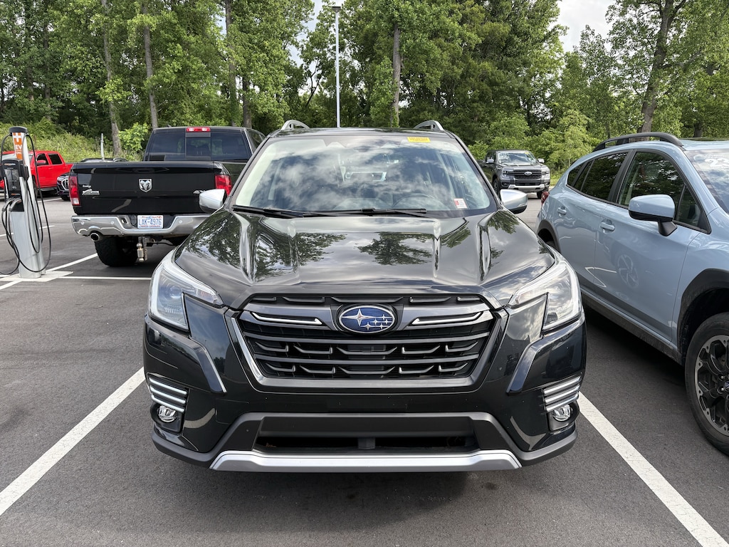 Used 2023 Subaru Forester Touring Touring CVT