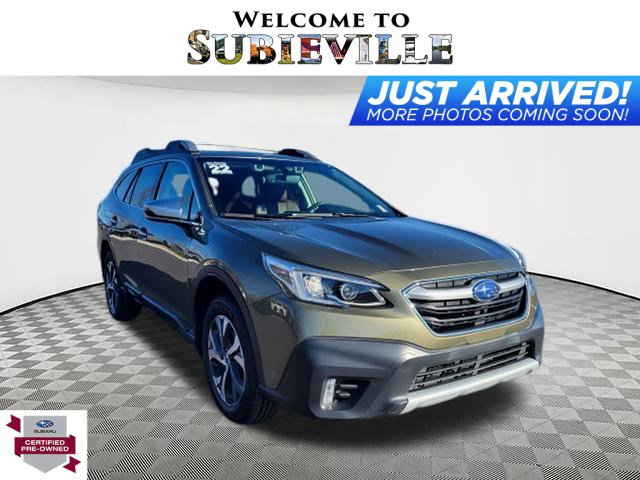 2022 Subaru Outback Touring's photo